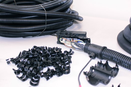 Test cables with various parts
